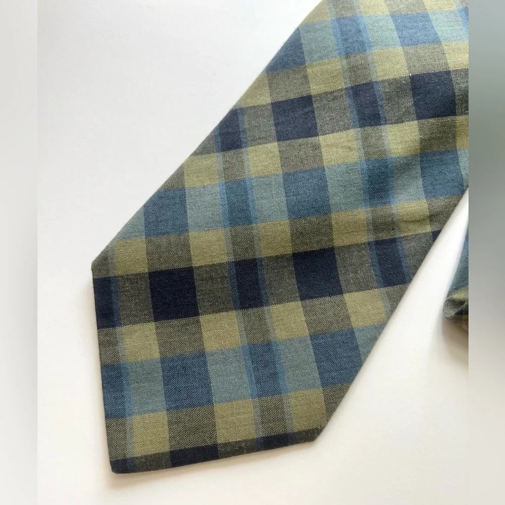 Banana Republic Made in Italy Plaid Necktie
